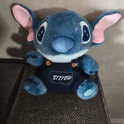 Peluche Stitch en salopette neuve 